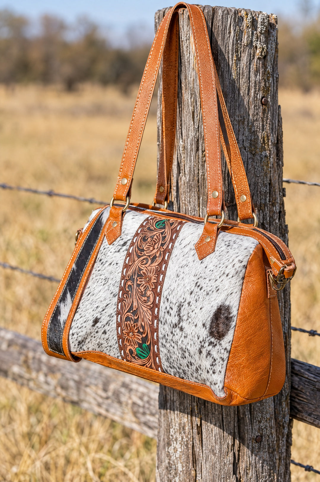 Prairie Beads shoulder bag side view