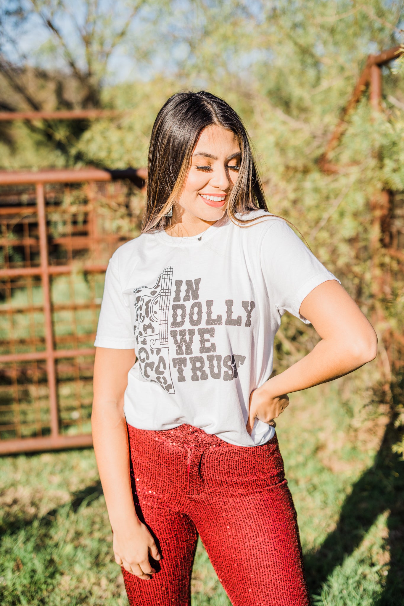 In Dolly We Trust T-shirt - Middle West Apparel