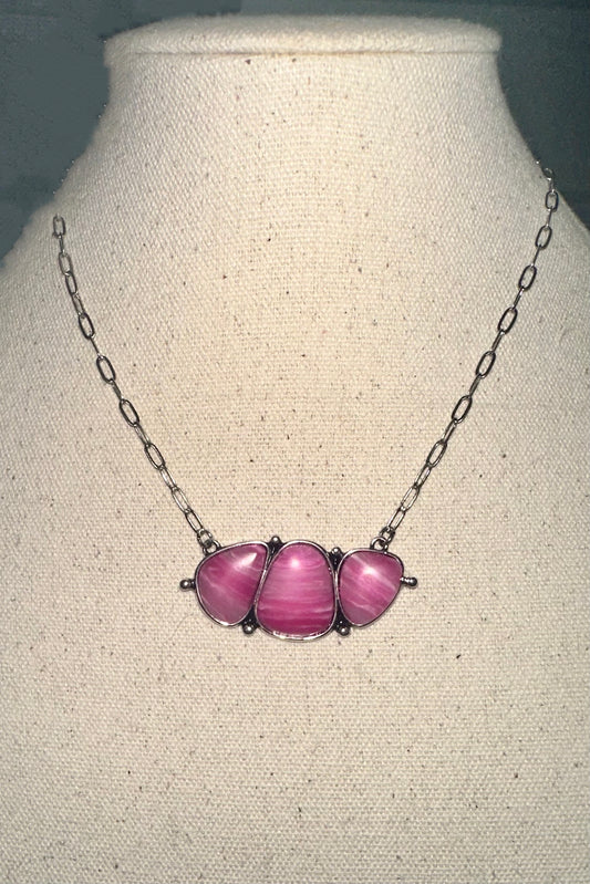 Pink Pendant Necklace - Middle West Apparel